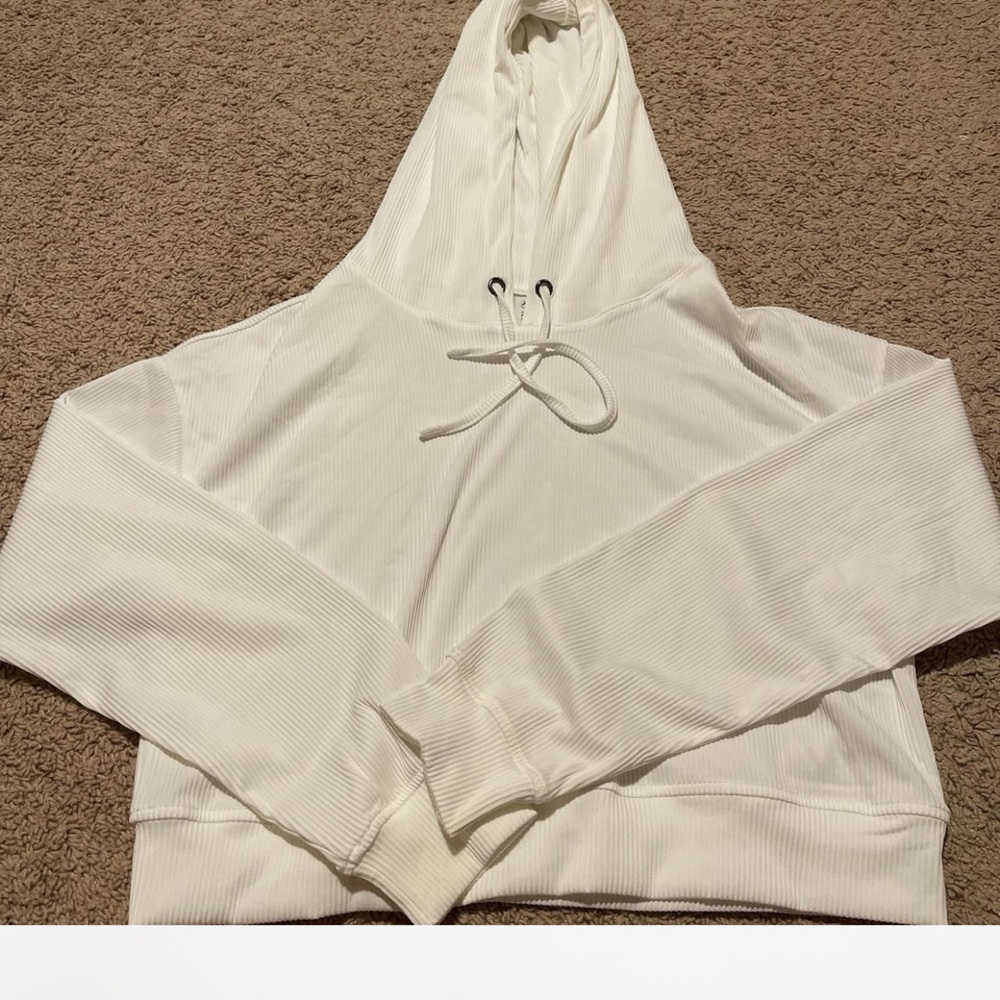 Altar'd State White Hooded Sweatshirt Relaxed Style